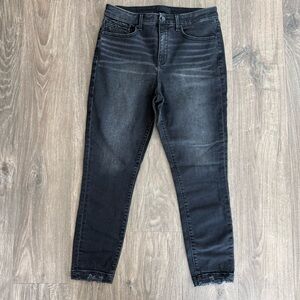 Buckle Skinny Jeans | 32x27